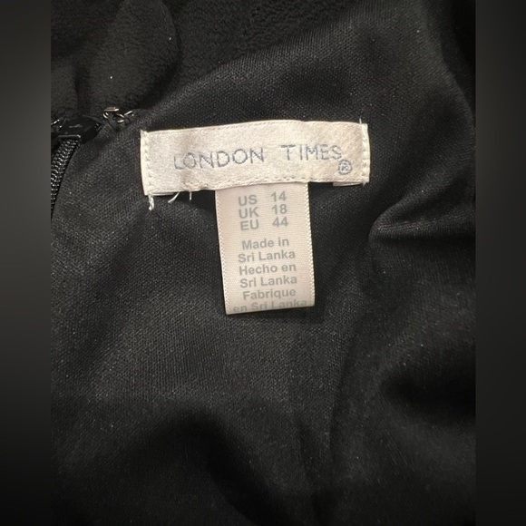 London Times Women’s Cold Shoulder Ruffle Tank Jumpsuit Flowy Wide Leg NWT - Picture 9 of 15